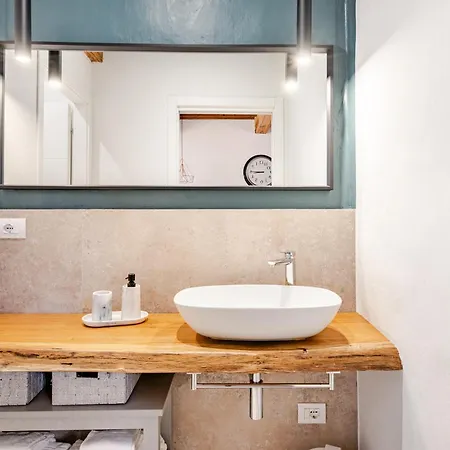 La Loggia Dei Conti 公寓 *